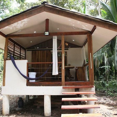 Green Corner Cahuita Exterior photo