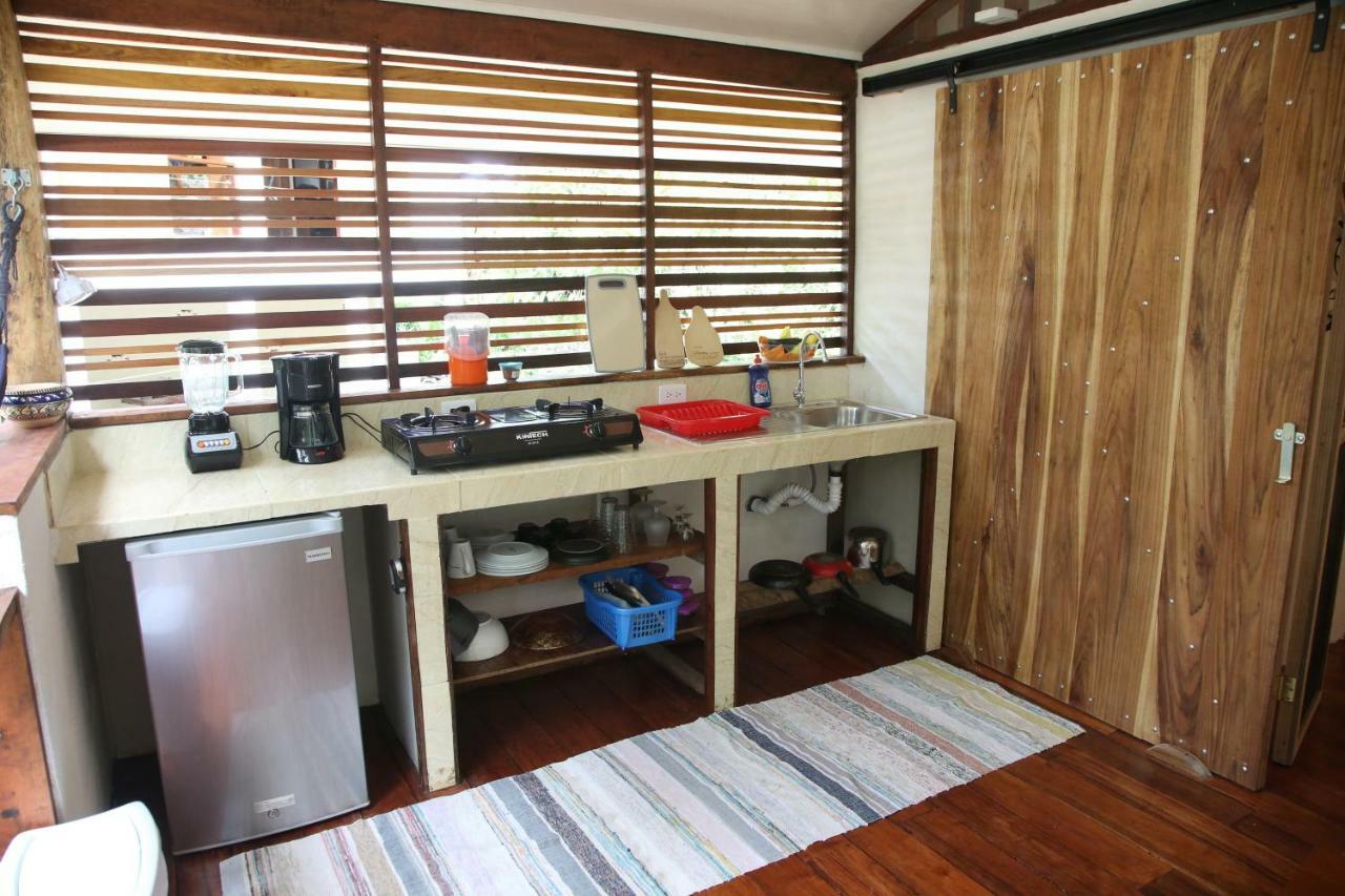Green Corner Cahuita Exterior photo