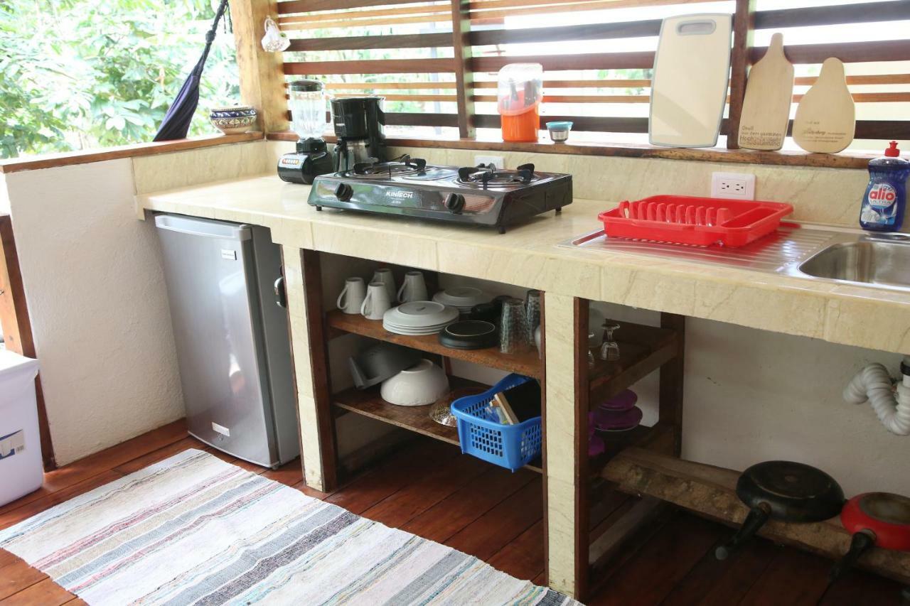 Green Corner Cahuita Exterior photo