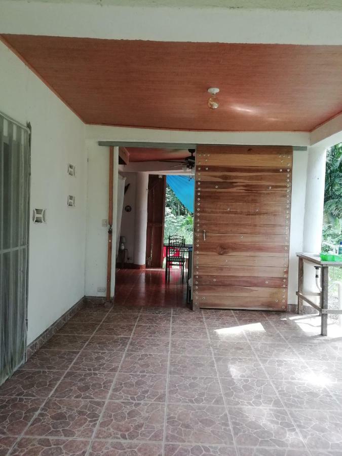 Green Corner Cahuita Exterior photo
