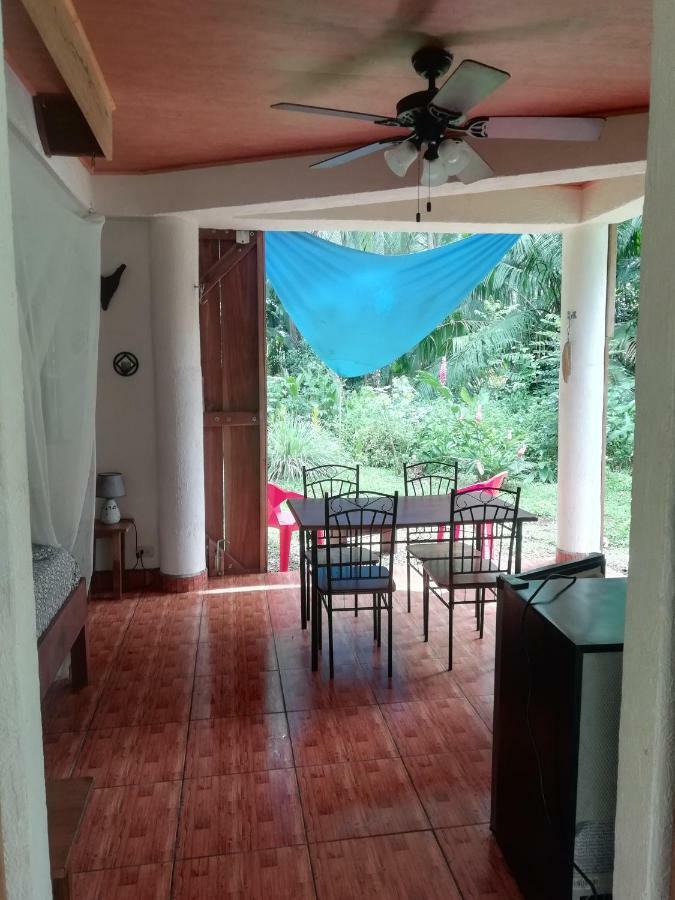 Green Corner Cahuita Exterior photo